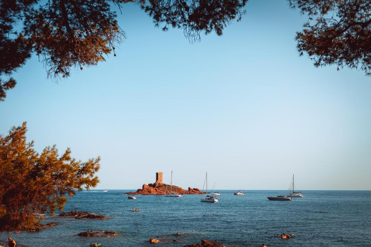 Saint-Raphaël Plage A 200 Metres. Vue Mer Et Esterel ! Renove 아파트 외부 사진